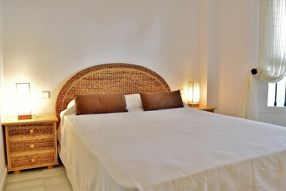 Apartamentos Y Casas Serinamar Marbella El Ángel Kültér fotó