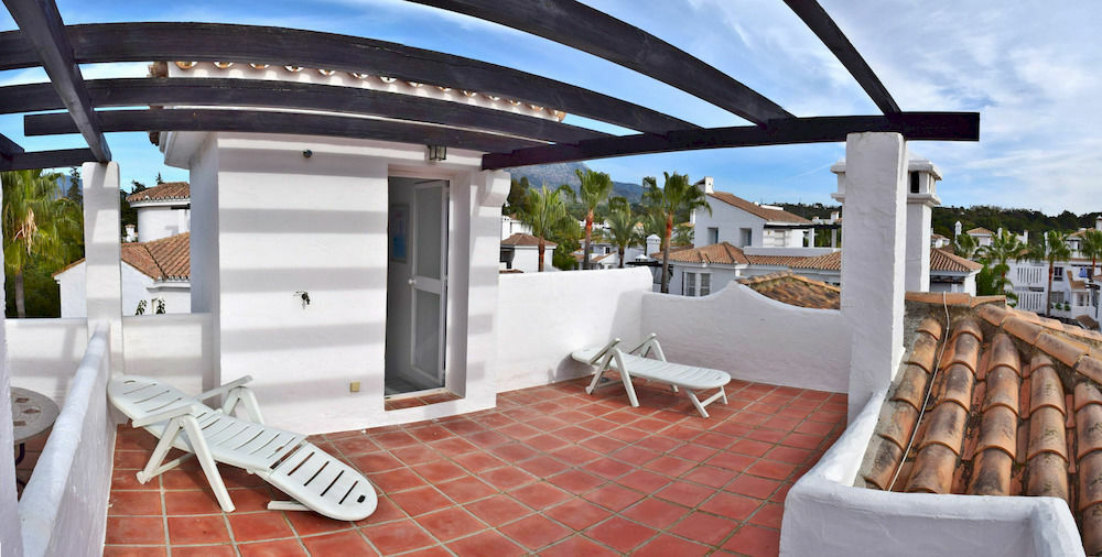 Apartamentos Y Casas Serinamar Marbella El Ángel Kültér fotó