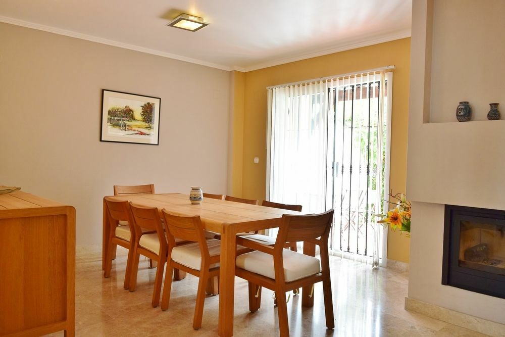 Apartamentos Y Casas Serinamar Marbella El Ángel Kültér fotó
