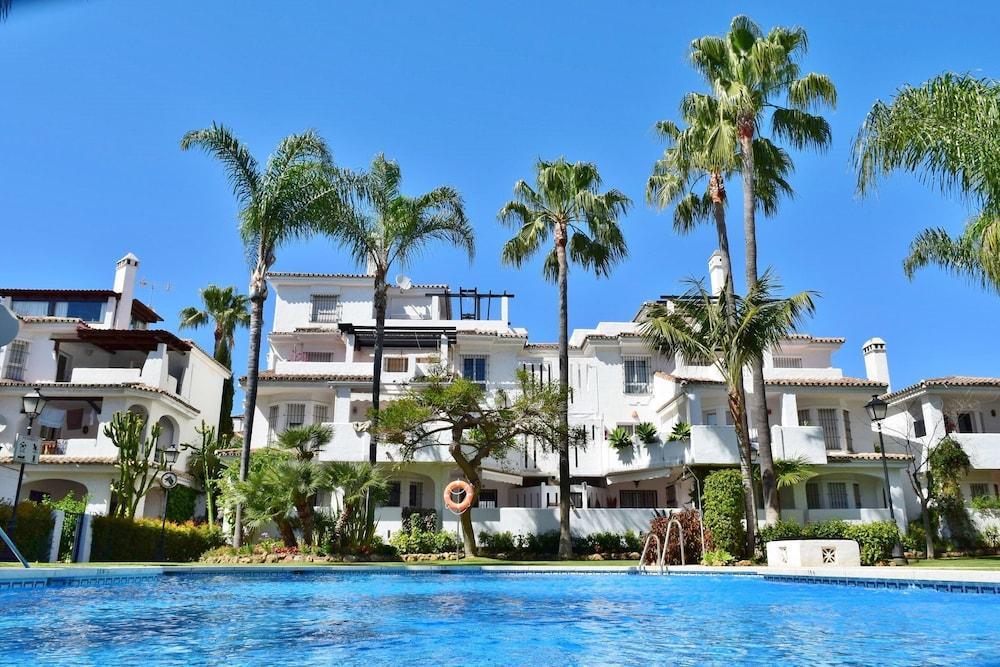 Apartamentos Y Casas Serinamar Marbella El Ángel Kültér fotó