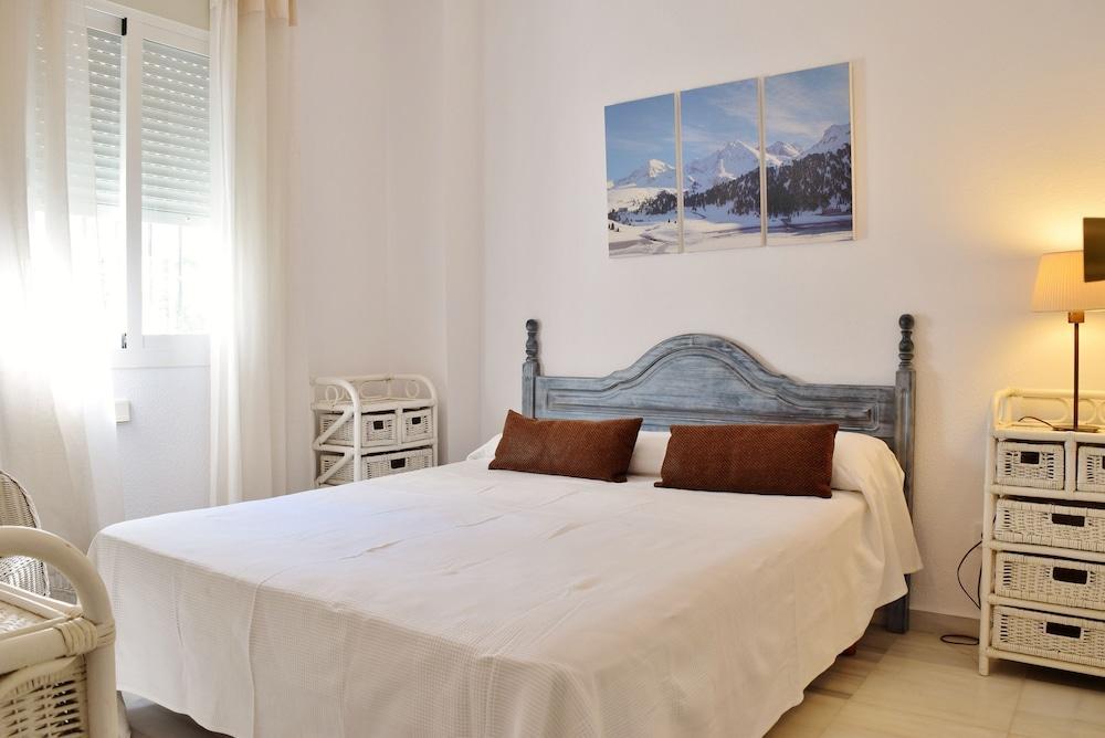 Apartamentos Y Casas Serinamar Marbella El Ángel Kültér fotó